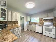 5576 DESSON Avenue | Niagara Falls Ontario | Slide Image Seventeen