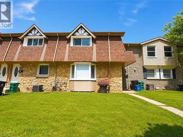 136 JANSEN Avenue Kitchener Ontario, N2A 2L7 - 3 Bedrooms Home For Sale