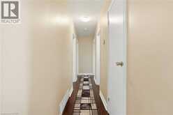 25 SAVERYN Road | Hamilton Ontario | Slide Image Sixteen