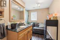 25 SAVERYN Road | Hamilton Ontario | Slide Image Thirty-nine