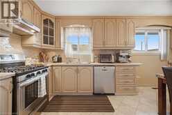 31 SUMMERCREST Drive | Hamilton Ontario | Slide Image Twelve