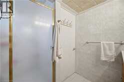 31 SUMMERCREST Drive | Hamilton Ontario | Slide Image Forty