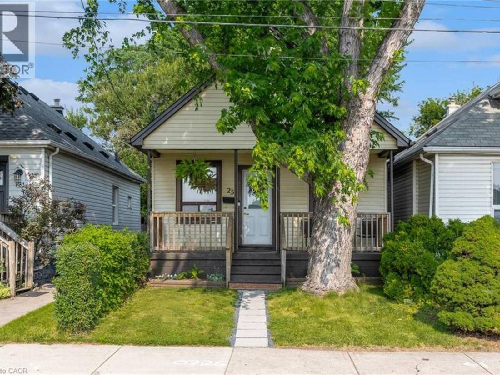 25 MCKINSTRY Street, Hamilton, Ontario L8L 6C2