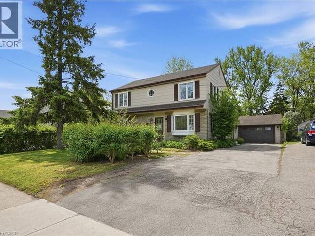 545 MOHAWK Road W Hamilton Ontario, L9C 1X5 - 5 Bedrooms Home For Sale