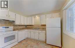 150 KINGSWOOD Drive Unit# B | Kitchener Ontario | Slide Image Eight