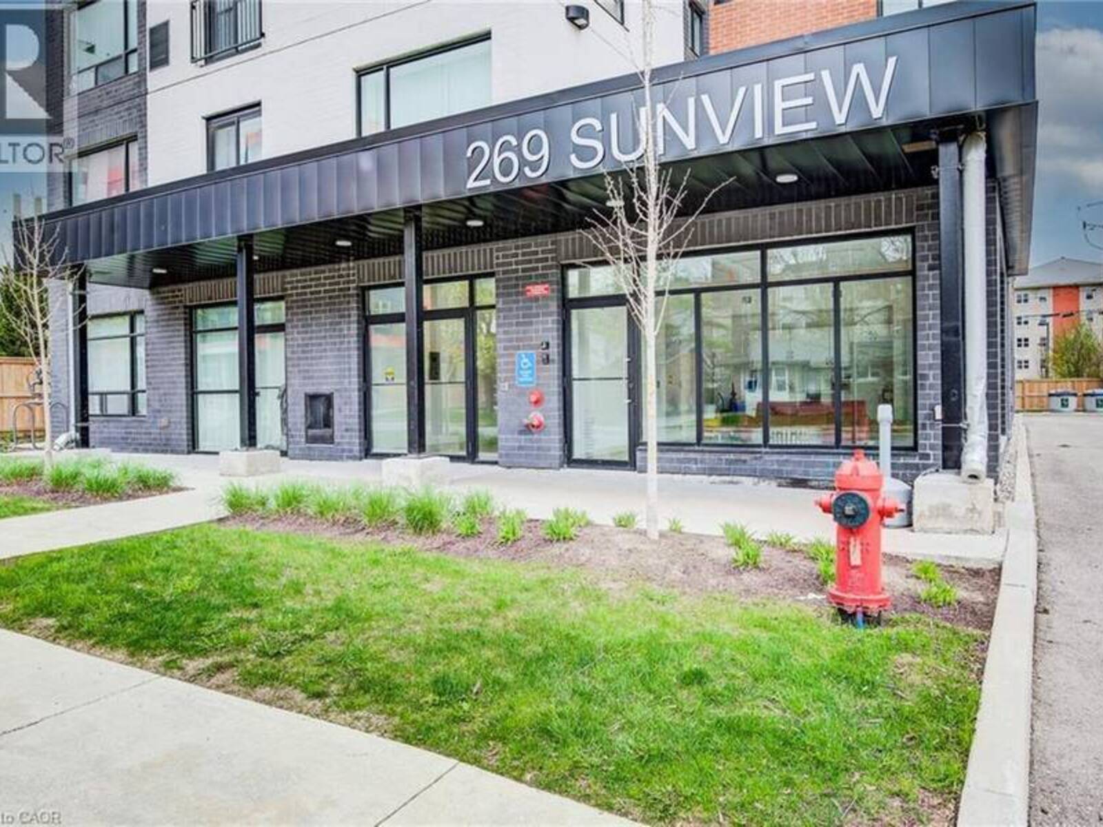 269 SUNVIEW Street Unit# 205, Waterloo, Ontario N2L 3V8