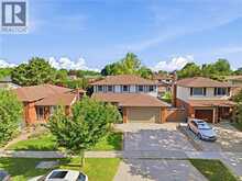 7 APEX Court | Hamilton Ontario | Slide Image Four