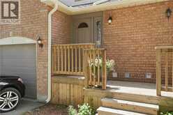 79 BRAEHEID Avenue Unit# 6 | Waterdown Ontario | Slide Image Two