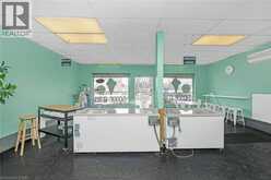 122 KING Street | Brant Ontario | Slide Image Nine