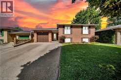 43 HOBART Crescent | Brantford Ontario | Slide Image Three