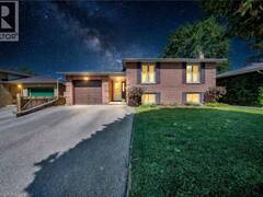 43 HOBART Crescent Brantford Ontario, N3P 1V5