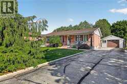 803 GLADSTONE Drive | Woodstock Ontario | Slide Image Ten