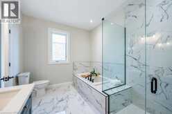 25 DUCHESS Drive | Delhi Ontario | Slide Image Nine