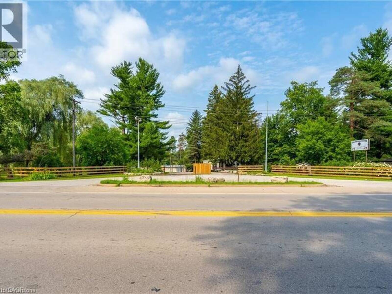 976 HWY 52, Ancaster, Ontario L0R 1J0