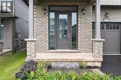 67 STARFIRE Crescent | Hamilton Ontario | Slide Image Two