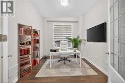 67 STARFIRE Crescent | Hamilton Ontario | Slide Image Nine