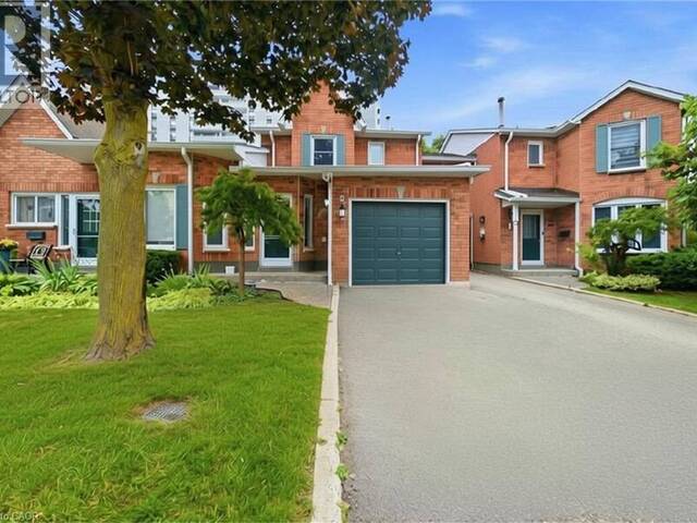 2155 DUNCASTER Drive Unit# 2 Burlington Ontario, L7P 4R3 - 3 Bedrooms Condo For Sale