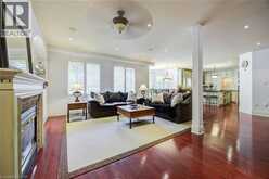 4278 CLUBVIEW Drive | Burlington Ontario | Slide Image Thirteen