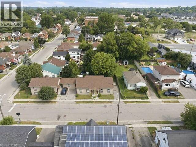 102 (A-C) SARAH Street Brantford Ontario, N3S 3A5 - Multi-family Home For Sale