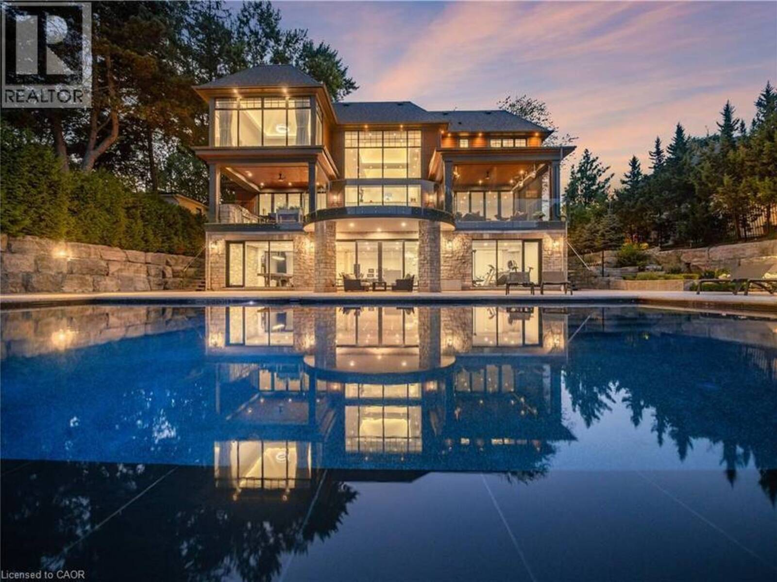 140 SECORD Lane, Burlington, Ontario L7L 2H7