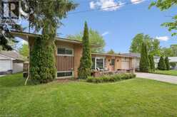490 GARAFRAXA Street E | Fergus Ontario | Slide Image Eight