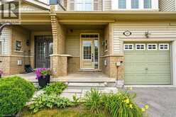 215 NISBET Boulevard | Waterdown Ontario | Slide Image Three