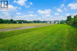 4297 EAST Avenue Unit# 10 | Beamsville Ontario | Slide Image Eight