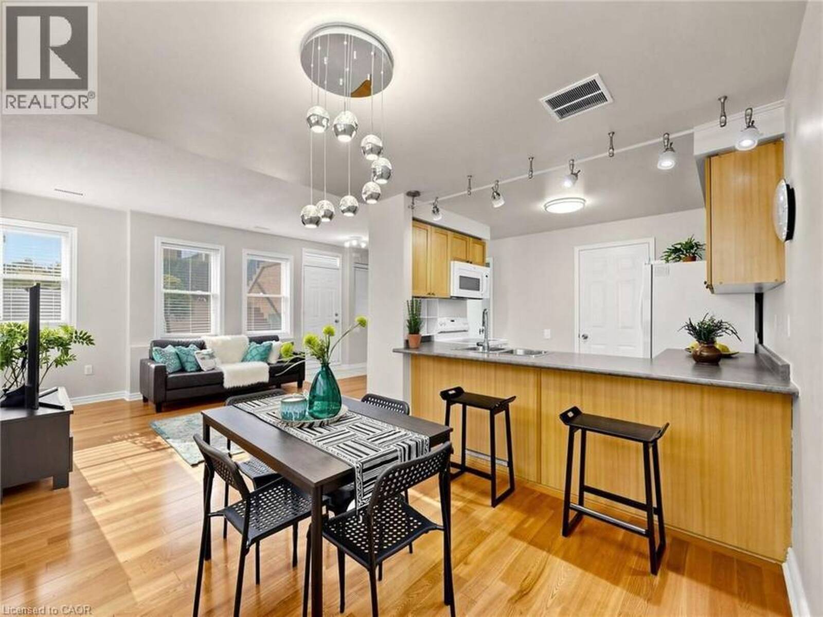 760 LAWRENCE Avenue Unit# 76, Toronto, Ontario M6A 3E7