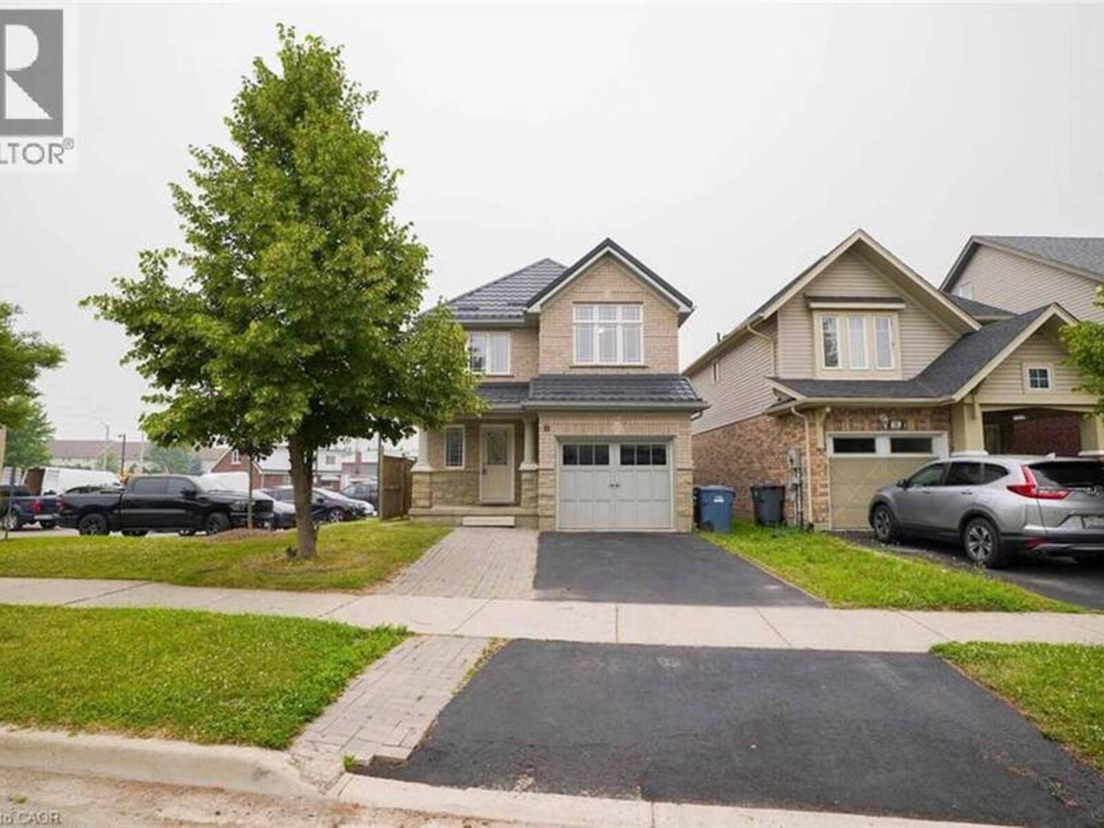 18 HERITAGE Drive, Guelph, Ontario N1G 0B2