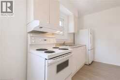 87 LANCASTER Street W | Kitchener Ontario | Slide Image Eighteen