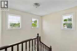 36 CHICORY Crescent | St. Catharines Ontario | Slide Image Eleven