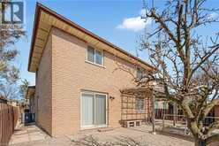 36 SKYLARK Drive | Hamilton Ontario | Slide Image Forty-two