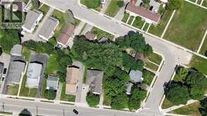 266 HAZEL Street | Waterloo Ontario | Slide Image Four
