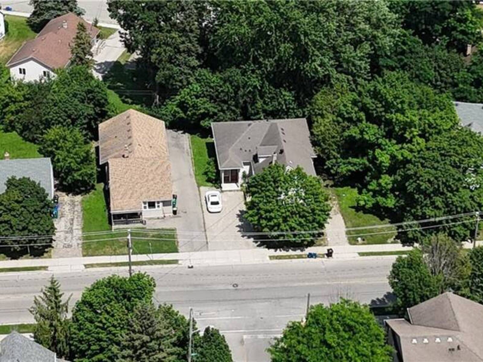 264 HAZEL Street, Waterloo, Ontario N2L 3N9