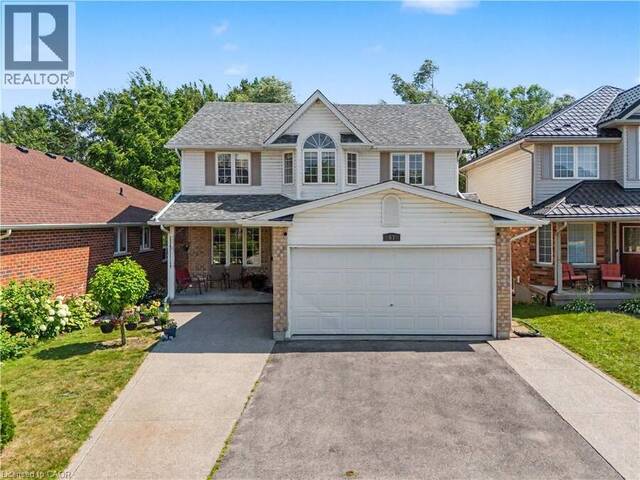 63 BRISBANE Drive Kitchener Ontario, N2C 2T6 - Multi-family Home For Sale