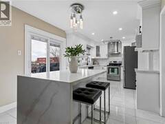 6769 GRACEFIELD Drive Mississauga Ontario, L5N 6T5