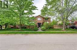 500 BLENHEIM Crescent | Oakville Ontario | Slide Image Two