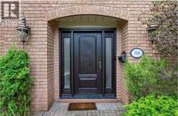 500 BLENHEIM Crescent | Oakville Ontario | Slide Image Three