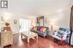 500 BLENHEIM Crescent | Oakville Ontario | Slide Image Eight