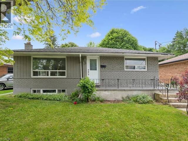 79 DUMBARTON Street Guelph Ontario, N1E 3T5 - 4 Bedrooms Home For Sale
