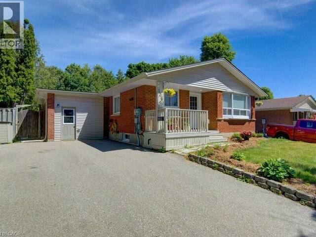 136 DUNSMERE Drive Kitchener Ontario, N2E 1V7 - 6 Bedrooms Home For Sale