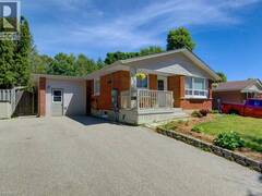 136 DUNSMERE Drive Kitchener Ontario, N2E 1V7