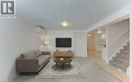 136 DUNSMERE Drive | Kitchener Ontario | Slide Image Thirteen