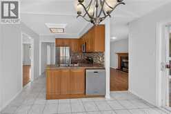 21 SPRINGGARDEN Crescent | Hamilton Ontario | Slide Image Thirteen