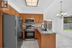 21 SPRINGGARDEN Crescent | Hamilton Ontario | Slide Image Eight