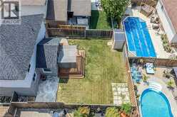 21 SPRINGGARDEN Crescent | Hamilton Ontario | Slide Image Fifty
