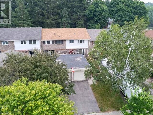18 RALGREEN Crescent Kitchener Ontario, N2M 1T9 - 3 Bedrooms Home For Sale