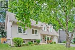 285 SURREY Drive | Oakville Ontario | Slide Image Three