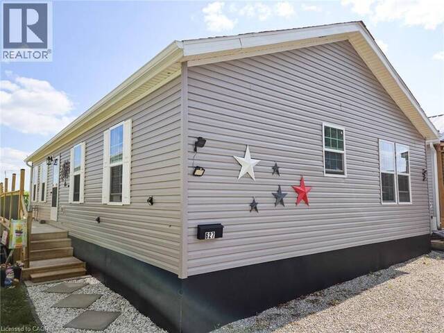99 FOURTH FOURTH CONCESSION Road Unit# 627 Brant Ontario, N0E 1A0 - 2 Bedrooms Home For Sale