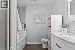 9793 DICKENSON Road W | Hamilton Ontario | Slide Image Twenty-two